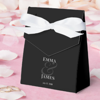REVERSE Black Et-Zeichen Hochzeit | Namen & Datum Geschenkschachtel