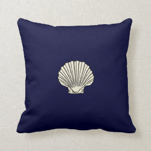 Reversible Red and Blue Seashell Throw Kissen