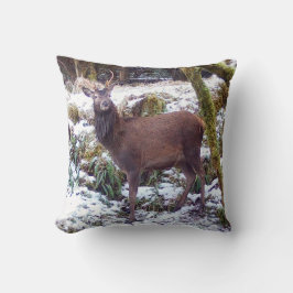 Reversible Red Deer Stag in Snow Kissen