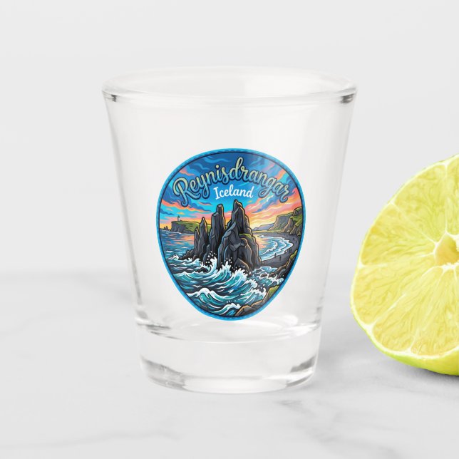 Reynisdrangar Island Schnapsglas (Vorderseite)