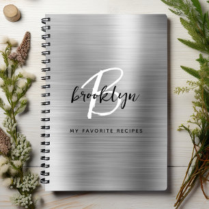 Rezeptbuch mit Silber-Metall-Monogramm und Bürsten Notizbuch