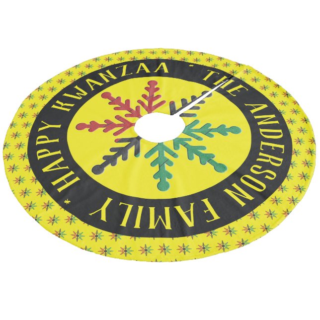 RGB Snowflakes Pattern Name glücklich Kwanzaa Fleece Weihnachtsbaumdecke (Schrägansicht)