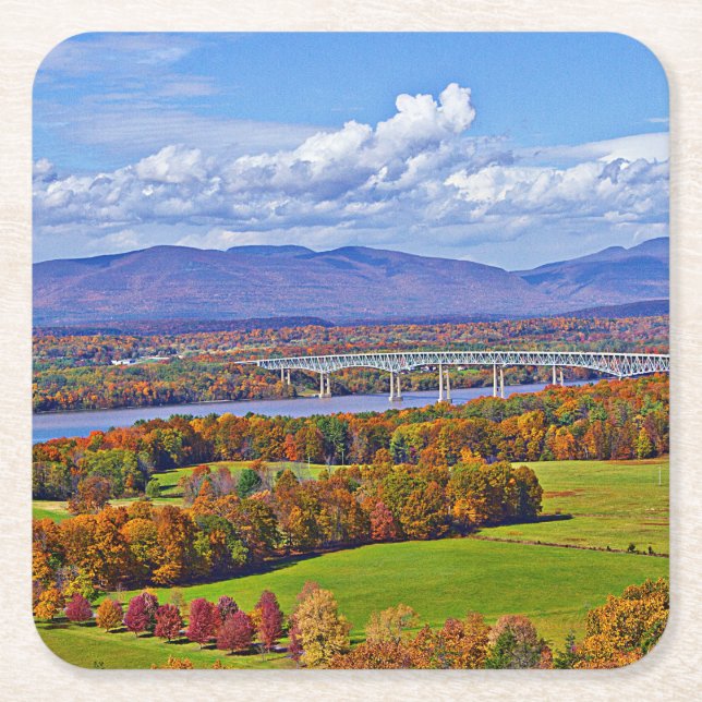 Rhinecliff Bridge im Herbst Rechteckiger Pappuntersetzer (Vorderseite)
