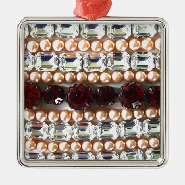 Rhinestones und Perlen - Vintager Schmuck Silbernes Ornament (Vorne)