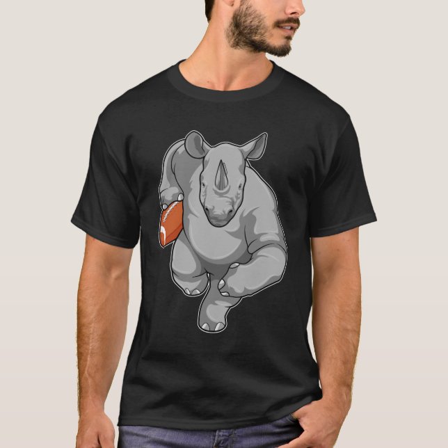 Rhino beim Fußballsport T-Shirt (Vorderseite)
