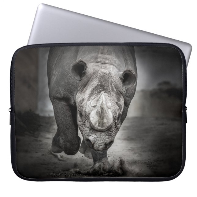 Rhinoceros: Wildtierportrait. Laptopschutzhülle (Vorderseite)