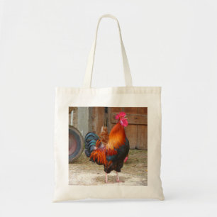 Rhode Island Red Rooster Crowing in Barnyard Tragetasche