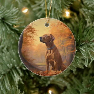 Rhodesian Ridgeback im Herbstfall Inspiriert Keramik Ornament