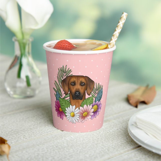 Rhodesian Ridgeback Kopf Bunte Blumen Auf Rosa Pappbecher (In Situ)