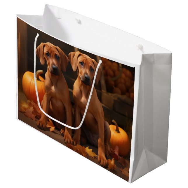Rhodesian Ridgeback Welppy Autumn Delight Pumpkin Große Geschenktüte (Vorderseite Schrägansicht)