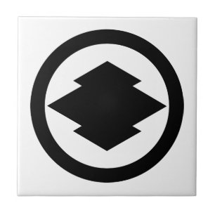 Rhombische Kiefernrinde im Kreis Fliese