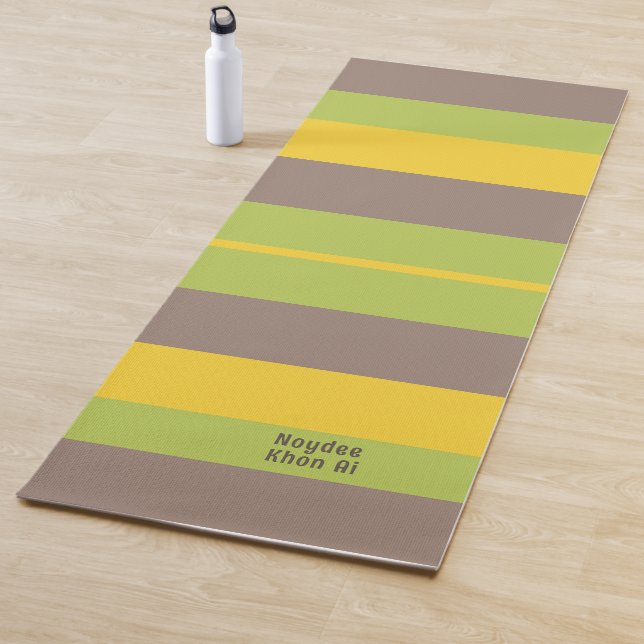 Rhythm Stripes Horizontal Lines Brown Yellow Green Yogamatte (Beispiel)