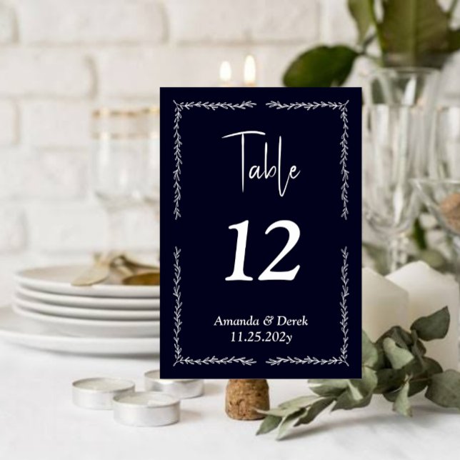 Rich Dark Blue Black Wedding Tischnummer Card (Von Creator hochgeladen)