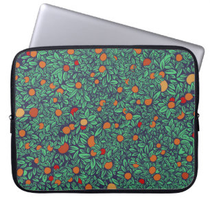 Rich Orchard: Vintage Baum Muster. Laptopschutzhülle