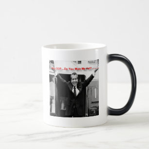 Richard Nixon "Miss Me yet?" Funny Gifts & T-Shirt Verwandlungstasse