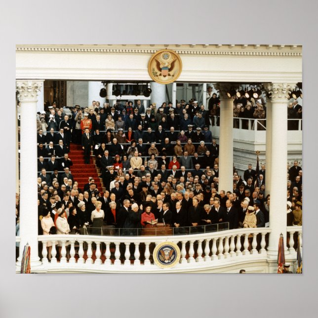 Richard Nixon wurde 1969 vereidigt Poster (Vorne)
