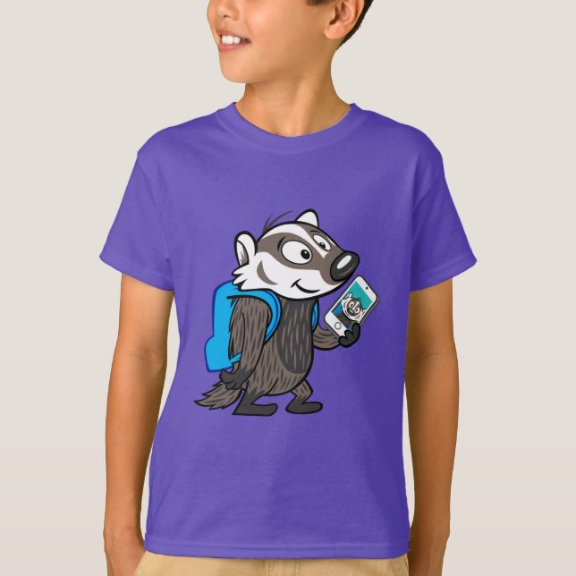 Ricky Raccoon Boomer Badger Selfie T-Shirt (Vorderseite)