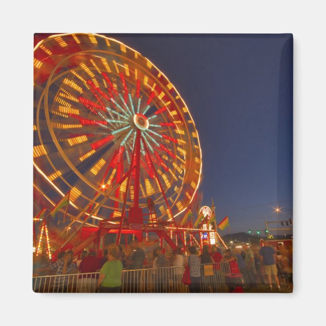 Riesenrad bei Dämmerung in der Nordwestmontana Magnet (Vorne)