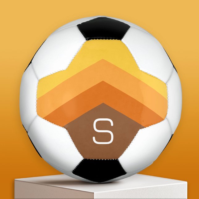 Riesige farbige Zickzack Darts mit Monogramm Fußball (Custom Soccer Ball)