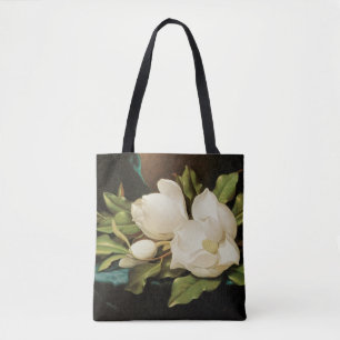 Riesige Magnolien auf einem blauen Samttuch von MJ