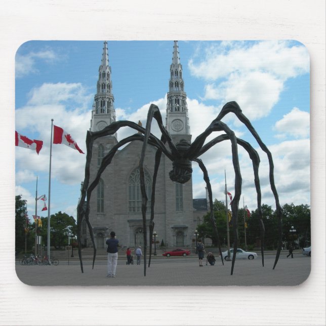 Riesige Spinnenskulptur Quebec Mousepad (Vorne)
