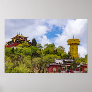 Riesiges tibetisches Gebetsrad in Shangri-la - Yun Poster