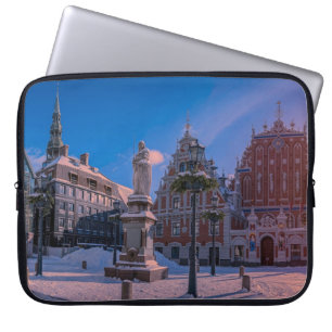 Riga Town Hall Platz im Winter Laptopschutzhülle
