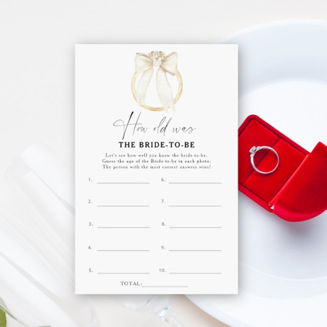 Ring and Bow Wie alt war die Braut, um Spiel zu we (Von Creator hochgeladen)