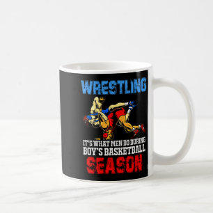 Ringen ist was Männer während Jungenbasketball tun Kaffeetasse