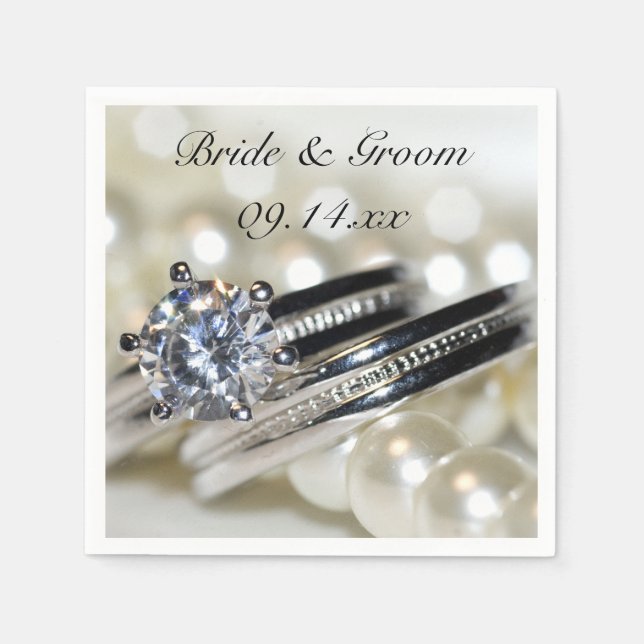 Rings and White Pearls Wedding Serviette (Vorderseite)