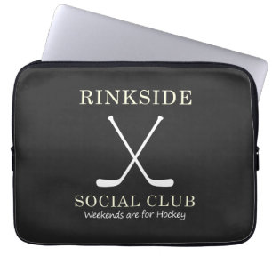 Rinkside Social Club Wochenenden für Hockey Mama M Laptopschutzhülle