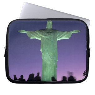 Rio de Janeiro, Brasil. Christus-Statue auf Laptopschutzhülle