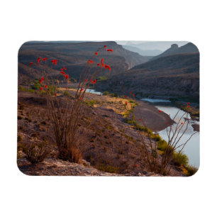 Rio Grande läuft durch die Chihuahuan-Wüste Magnet