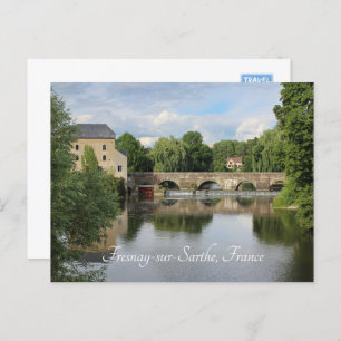 Río Sarthe, Fresnay-sur-Sarthe, Frankreich Postkarte