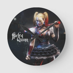 Ritter Batmans Arkham   Harley Quinn mit Schläger Runde Wanduhr