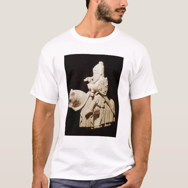 Ritter in der Rüstung auf seinem Pferd T-Shirt (Vorderseite)