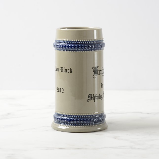 Ritter in glänzendem Rüstungs-Text Bierglas (Mittel)