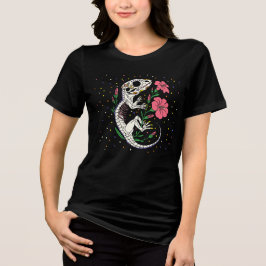 Rittersporn und Echsenskelett des Juli Tri-Blend Shirt