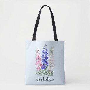 Ritterspornblumen im Juli