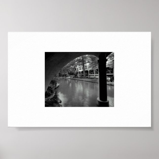 Riverwalk Poster (Vorne)