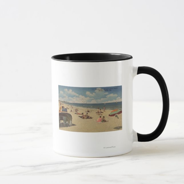 Riviera Beach, Florida - Sonnenbäder am Strand Tasse (Rechts)