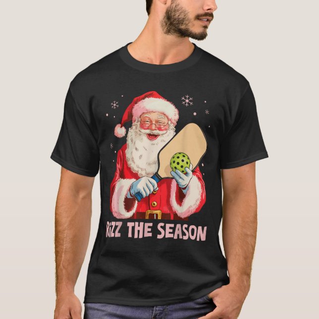 Rizz The Season Santa Ckleball Christmas Funny Riz T-Shirt (Vorderseite)