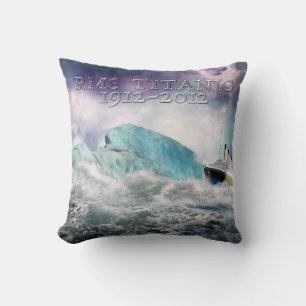 RMS Titanic and Iceberg Painting Pillow Kissen