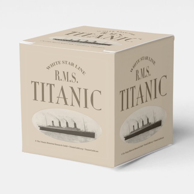 RMS Titanic Ghost Ship Sepia Classic 2x2 Gefälligk Geschenkschachtel (Vorderseite)