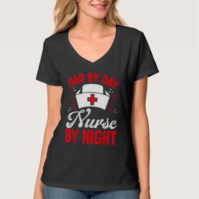 RN CNA Appreciation Nursing Dad Night Shift Nurse  T-Shirt (Vorderseite)