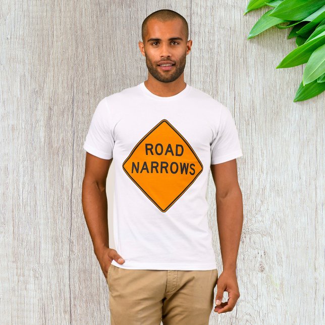 Road Narrows Road Sign Mens T - Shirt (Von Creator hochgeladen)