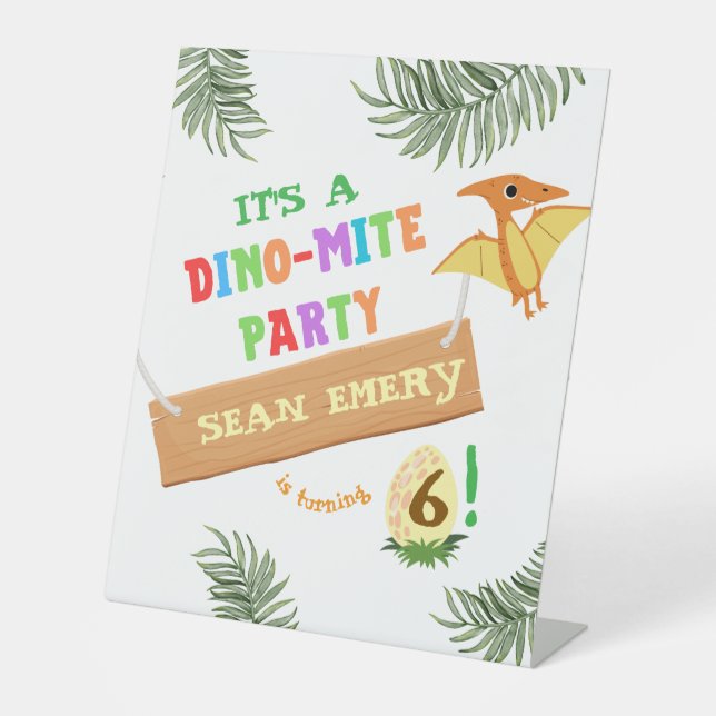 Roar in Color: Atemberaubender Dinosaurier Sockelschild (Vorderseite)