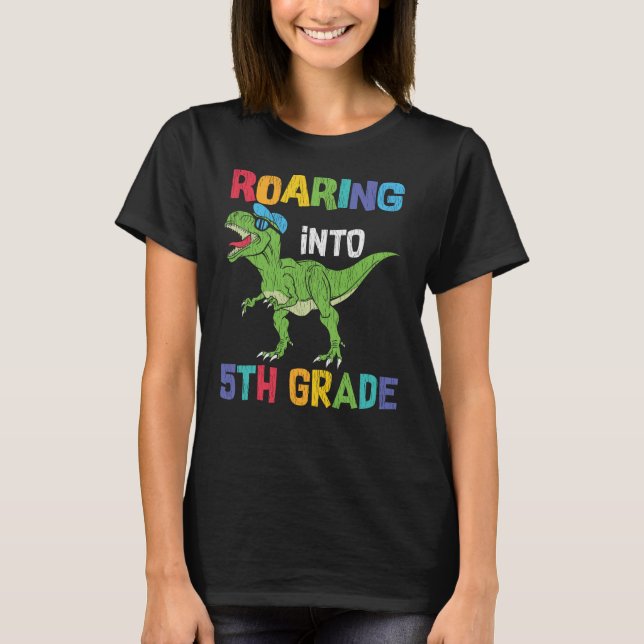 Roaring 5th Grade Back School T rex Dinosaur Kinde T-Shirt (Vorderseite)