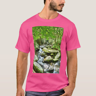 Roaring Gabel Stream Große Smoky Mountains Vertika T-Shirt