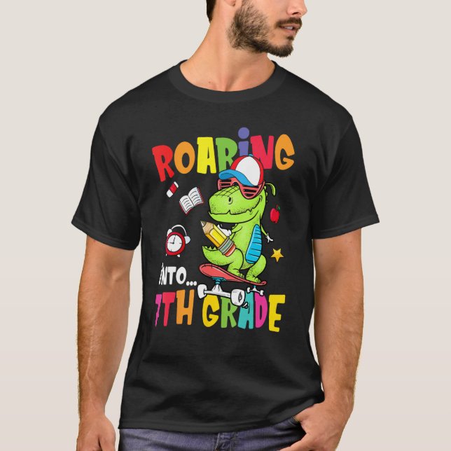 Roaring Into 7th Grade Dinosaur Boys Kids Back To  T-Shirt (Vorderseite)